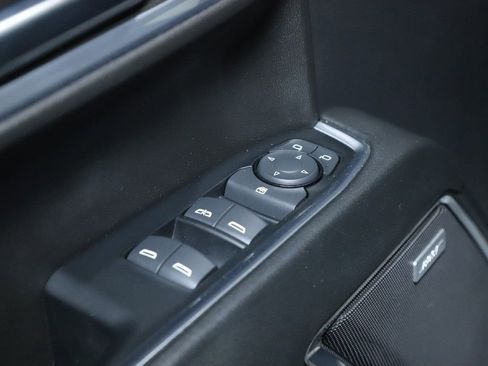 Used 2023 Chevrolet Silverado 1500 RST w/ Convenience Package II AWD/4WD image 16