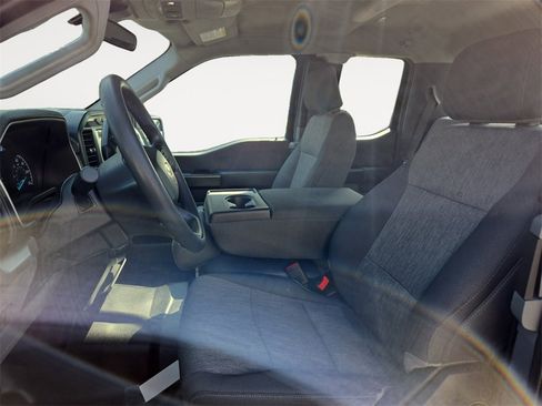 Used 2023 Ford F150 XL w/ Trailer Tow Package image 9