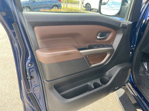 Used 2023 Nissan Titan Platinum Reserve w/ Moonroof Package image 25