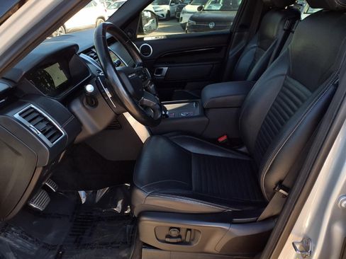 Used 2022 Land Rover Discovery S R-Dynamic image 13