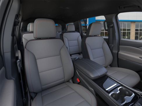New 2026 Chevrolet Traverse LT w/ LPO, Floor Liner Package image 16