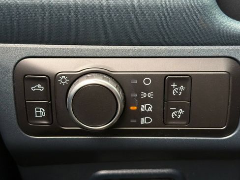 New 2026 Ford Maverick Lariat w/ Black Appearance Package AWD/4WD image 30