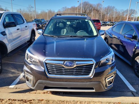 Used 2019 Subaru Forester Touring image 3