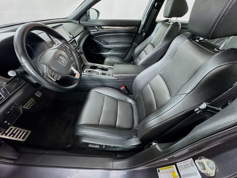 Used 2022 Honda Accord Sport image 9