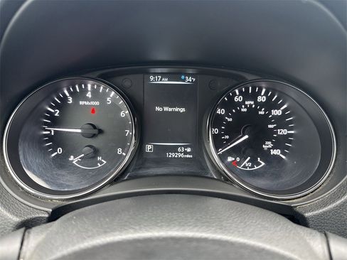 Used 2017 Nissan Rogue SL w/ SL Premium Package image 10