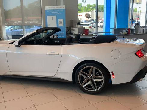 Used 2024 Ford Mustang Premium RWD image 6