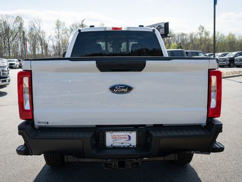 New 2026 Ford F250 XL image 8