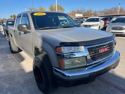 Used 2006 GMC Canyon SLE image 1