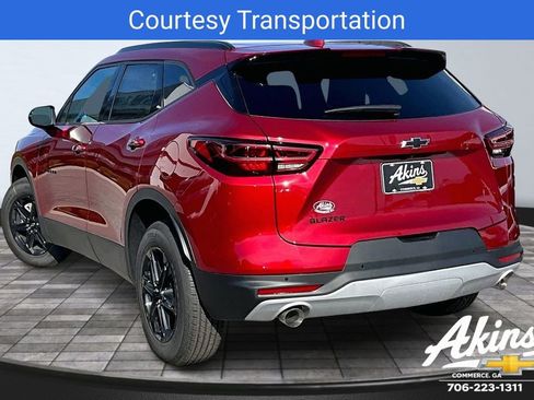 New 2026 Chevrolet Blazer LT w/ Convenience Package image 3