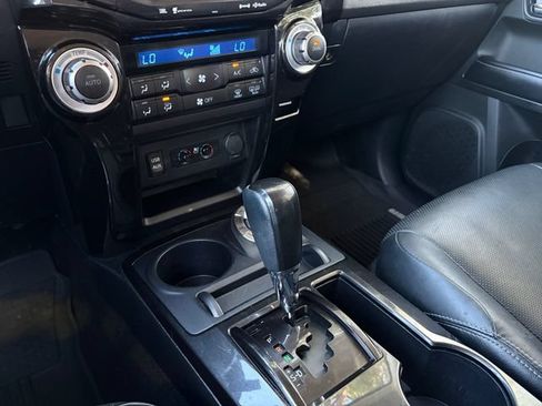 Used 2019 Toyota 4Runner Limited AWD/4WD image 12