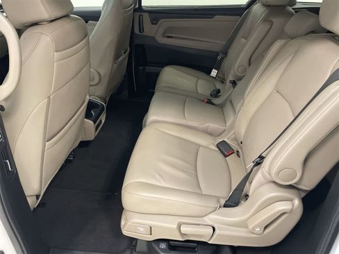 Certified 2023 Honda Odyssey Touring image 22