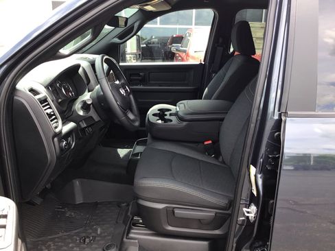 New 2026 RAM 2500 Warlock AWD/4WD image 9