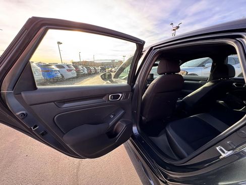 Used 2025 Honda Civic FWD Hybrid Sedan image 24