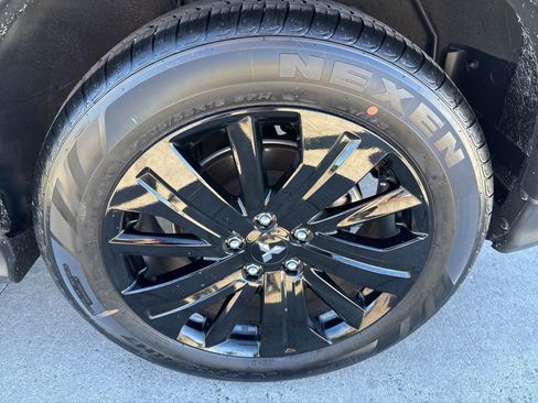 Used 2025 Mitsubishi Outlander Sport ES image 13