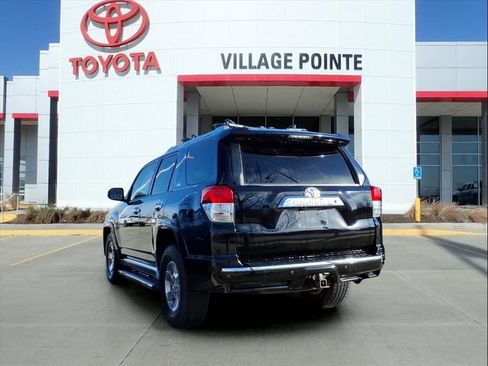 Used 2011 Toyota 4Runner SR5 image 5