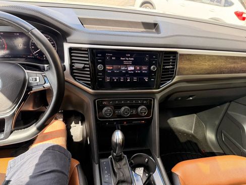 Used 2019 Volkswagen Atlas SEL Premium image 15