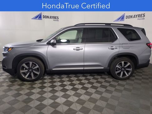 Certified 2025 Honda Pilot Elite image 2