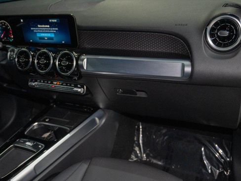 Certified 2026 Mercedes-Benz GLB 250 image 16