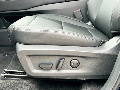 New 2025 Nissan Murano SV image 18