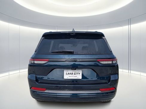 New 2026 Jeep Grand Cherokee Limited AWD/4WD image 5