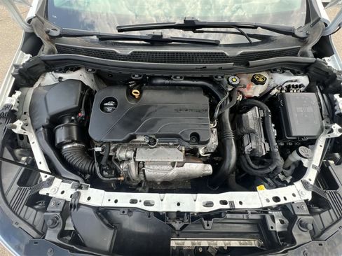 Used 2019 Chevrolet Cruze LT w/ LT Fleet Convenience Package image 15