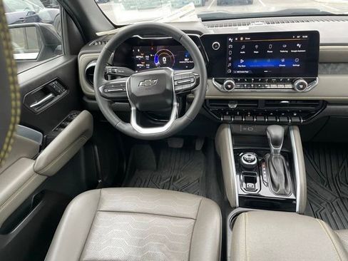 Used 2023 Chevrolet Colorado ZR2 w/ ZR2 Convenience Package III image 8