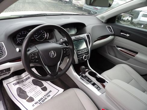 Used 2016 Acura TLX w/ Technology Package image 13