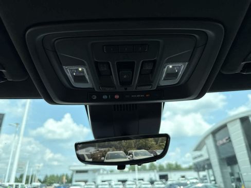 Used 2024 GMC Sierra 1500 AT4X AWD/4WD image 23
