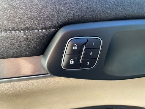 Used 2024 Ford Ranger Lariat w/ Trailer Tow Package image 24