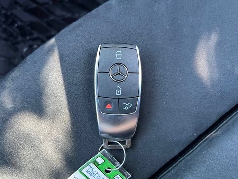 Used 2024 Mercedes-Benz CLA 250 4MATIC image 28