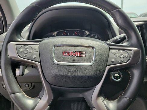 Used 2022 GMC Terrain AT4 w/ LPO, Roadside Safety Package image 8