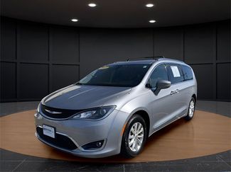 Certified 2019 Chrysler Pacifica Touring-L image 1