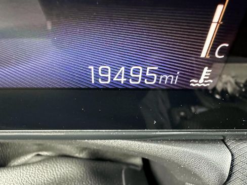 Used 2024 Chevrolet TrailBlazer LS FWD image 29