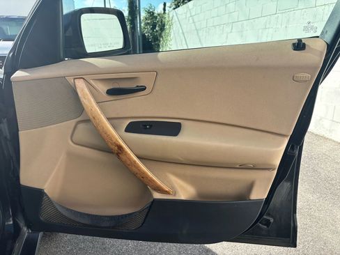 Used 2004 BMW X3 2.5i image 27