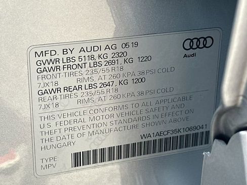 Used 2019 Audi Q3 2.0T Premium w/ Convenience Package AWD/4WD image 34
