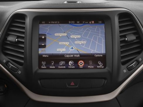 Used 2016 Jeep Cherokee Limited w/ Luxury Group image 24