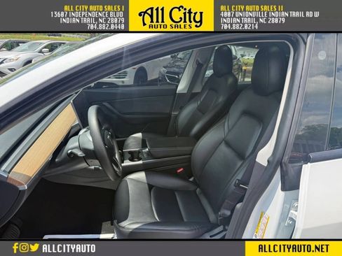 Used 2021 Tesla Model Y Long Range AWD/4WD image 11