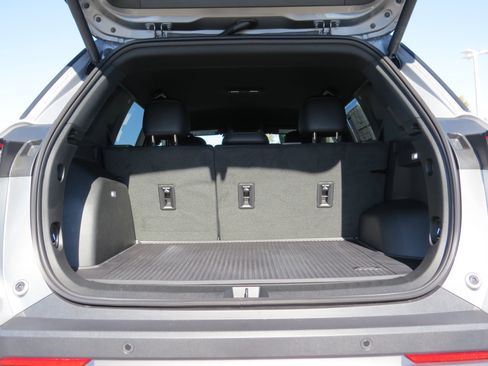 New 2026 Chevrolet Equinox ACTIV w/ Safety and Technology Package image 15