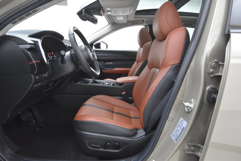Used 2024 MAZDA CX-50 AWD 2.5 Turbo w/ Weather Package image 32