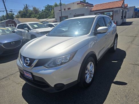 Used 2017 Nissan Rogue Sport S w/ S Appearance Package AWD/4WD image 1