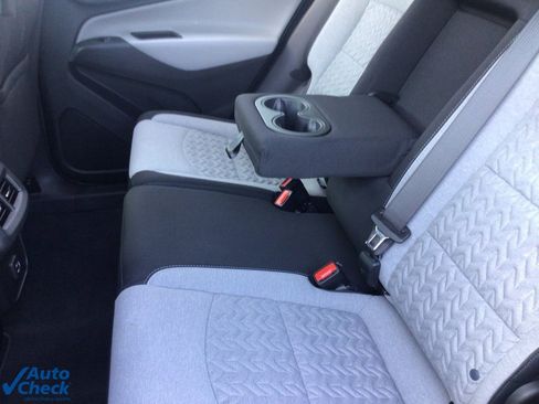 Used 2022 Chevrolet Equinox LS image 16