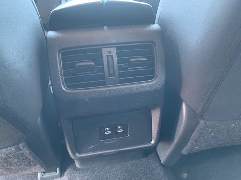 Used 2024 Nissan Rogue SV FWD image 16