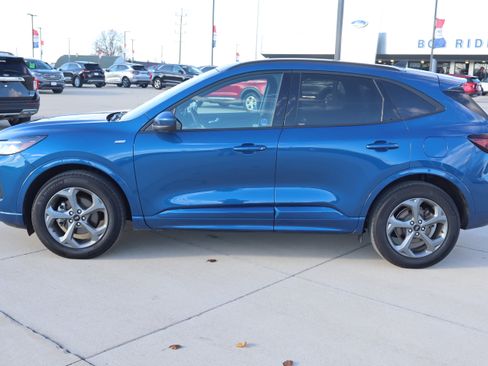 Used 2023 Ford Escape ST-Line Select w/ Tech Pack #2 image 8