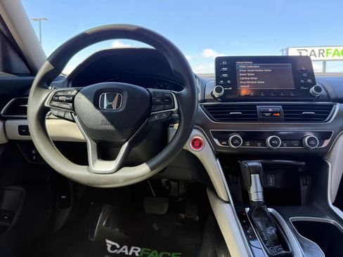 Used 2018 Honda Accord LX image 23