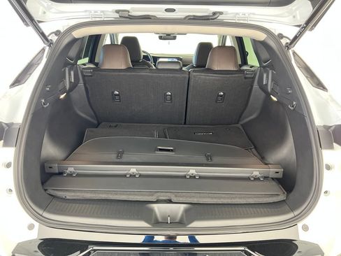 Used 2025 Nissan Murano Platinum w/ Cargo Package AWD/4WD image 25
