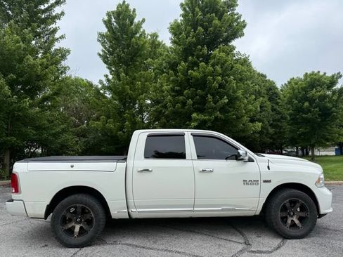 Used 2016 RAM 1500 Limited AWD/4WD image 2