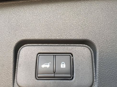 Used 2026 Nissan Rogue Platinum w/ Tech Package AWD/4WD image 10