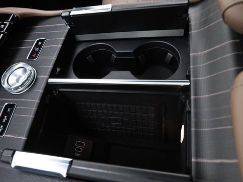 New 2026 Lincoln Navigator Black Label AWD/4WD image 29