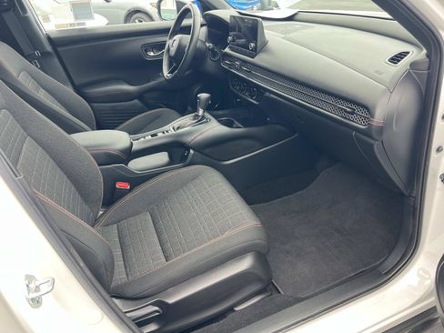 Certified 2024 Honda HR-V Sport image 27