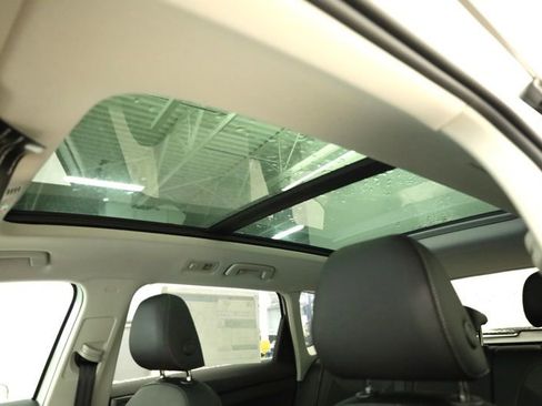 New 2026 Volkswagen Taos SE image 31